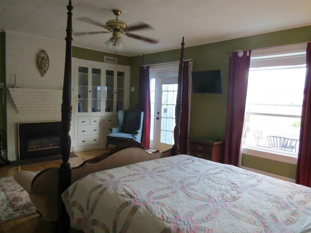 Blue Shutters Inn Carriage House Studios Огънкуит Екстериор снимка