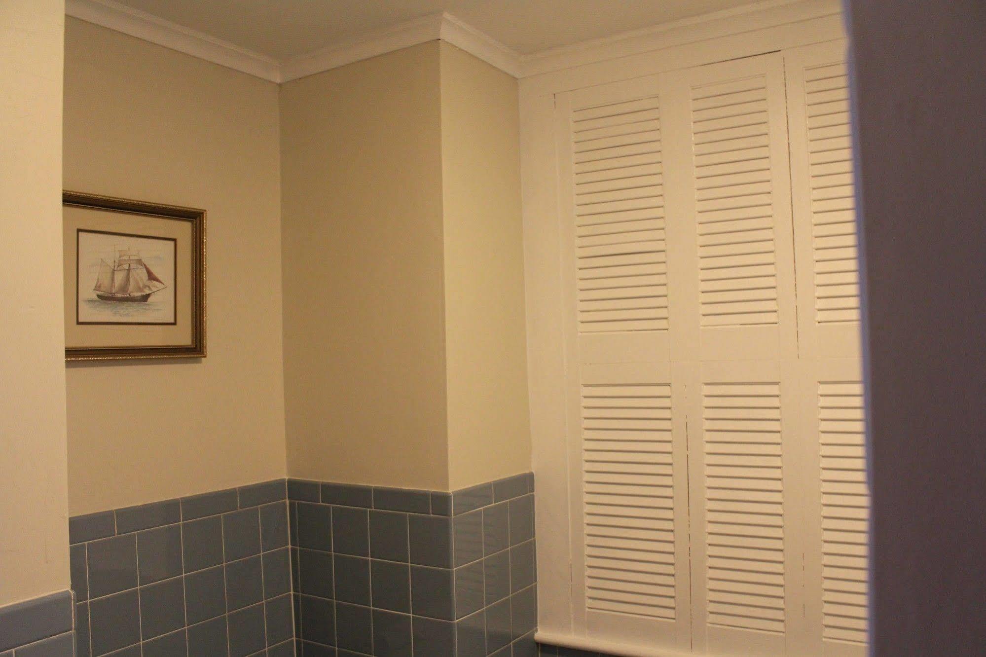 Blue Shutters Inn Carriage House Studios Огънкуит Екстериор снимка